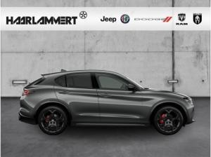 Alfa Romeo Stelvio Veloce Q4 2.0 PANORAMA+PDC+KAMERA+NAVI+CARPLAY+SHZ