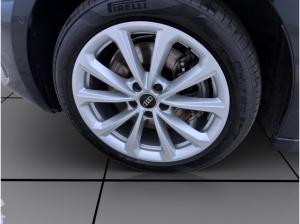 Audi A5 Avant TDI NAVI KAMERA PDC SITZHZG LM18