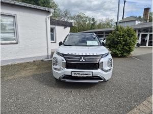 Mitsubishi Outlander 2.4 PHEV 4WD Top