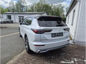 Mitsubishi Outlander 2.4 PHEV 4WD Top