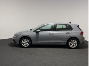 Volkswagen Golf VIII 2.0 TDI DSG Life CarPlay ACC LED Navi