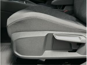 Volkswagen Golf VIII 2.0 TDI DSG Life CarPlay ACC LED Navi