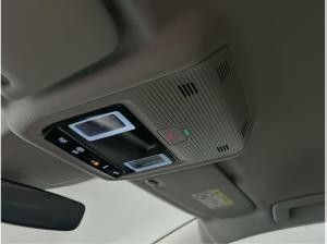 Volkswagen Golf Life 1.5 eTSI 7-Gang-DSG ACC CarPlay Hyb.