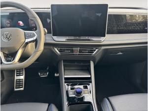 Volkswagen Tiguan R-Line*2.0TDI*4Motion*PANO*Winterreifen*BLACK-STYLE*LEDER*