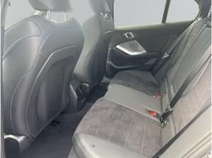 BMW 118 118d Hatch 350? netto/mtl*M Sportp.*Adapt. M Fahrw.*Adapt. LED*DAB*Kamera*Driving+Parking Assist.*