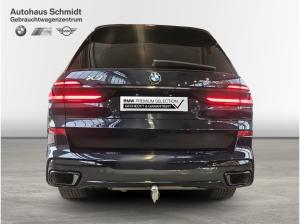 BMW X7 xDrive40d 951? netto/mtl.*M Sportpaket Pro*22 *LC Prof.*HUD*AHK*H/K*DAB*Driving+Parking Assist. Prof