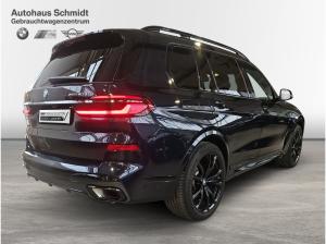 BMW X7 xDrive40d 951? netto/mtl.*M Sportpaket Pro*22 *LC Prof.*HUD*AHK*H/K*DAB*Driving+Parking Assist. Prof