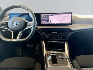 BMW i4 xDrive40 Gran Coupé 415? netto/mtl.*M Sportpaket*19 *LC Prof.*HUD*AHK*HiFi*DAB*Driving Assist. Prof.