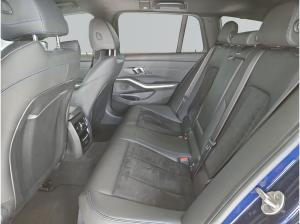 BMW 330 330e xDrive Touring 429? netto/mtl.*M Sportpaket Pro*19 *LC Prof.*HUD*AHK*HiFi*Adapt.LED*Adapt. M-Fa