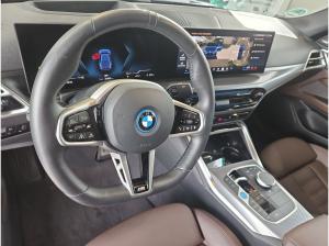 BMW i4 xDrive40 Gran Coupé 443? netto/mtl.*M Sportpaket Pro*19 *LC Prof.*HUD*AHK*H/K*DAB*Adapt.LED*Adapt. M