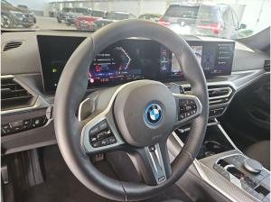 BMW 330 330e xDrive Touring 429? netto/mtl.*M Sportpaket Pro*19 *LC Prof.*HUD*AHK*HiFi*Adapt.LED*Adapt. M-Fa