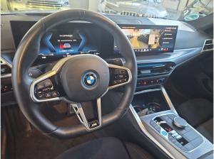 BMW i4 xDrive40 Gran Coupé 476? netto/mtl.*M Sportpaket*LC Prof.*HUD*HiFi*DAB*GSD*Adapt. M-Fahrw.*Adapt.LED