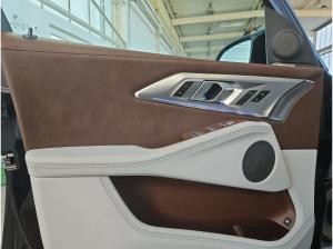 BMW XM 50e *1.126? netto*H&K*AHK*Komfortzg*SoftClose*IconicGlow*DriveAProf*Autobahnassist*Massage*LED*DAB*