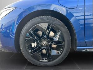 Volkswagen Passat Variant R-Line 1.5 TSI e-Hybrid PANO AHK 5J. GARANTIE