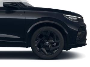 Volkswagen Tiguan R-Line 1.5 l eTSI OPF DSG CarPlay Pano