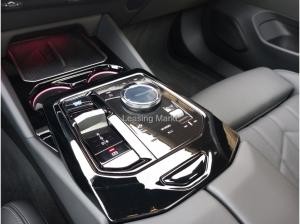 BMW i5 eDrive40 Touring M Sportpaket Panorama AHK