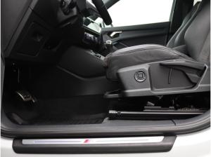 Audi Q3 S-Line 45TFSIe S-tronic/ Navi, 360°, AHK, LED
