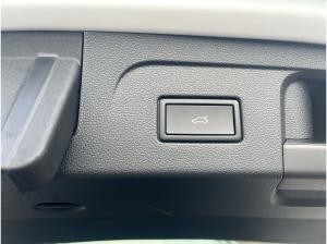 Volkswagen Touran Highline 2,0 l TDI DSG,IQ.DRIVE,ACC,AHK