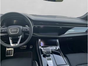 Audi RS Q8 +MATRIX+STANDH+AHK+PANO+B&O
