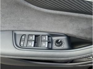 Audi RS Q8 +MATRIX+STANDH+AHK+PANO+B&O