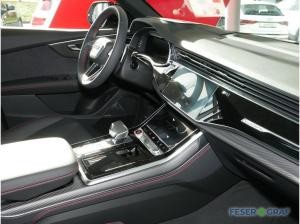 Audi RS Q8 SUV performance tiptronic