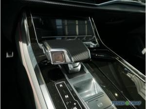 Audi RS Q8 SUV performance tiptronic