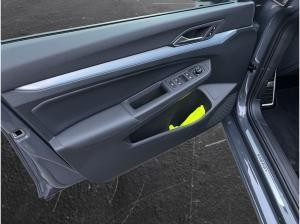 Volkswagen Golf 1.5 eTSI DSG Energy