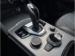 Alfa Romeo Stelvio Veloce Q4 2.0 PDC+KAMERA+NAVI+CARPLAY+SHZ