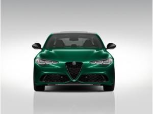 Alfa Romeo Giulia Veloce 2.0 Turbo 280PS AT8 Q4 Panorama Navi