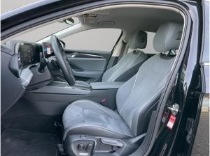 Volkswagen Passat Business 1.5 eTSI DSG IQ.DRIVE, ACC, AHK, SHZ