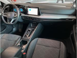 Volkswagen Golf VIII 1.5 TSI Life DSG AppConnect LED Einparkhilfe