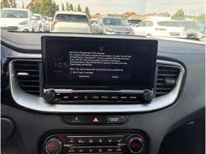Kia Ceed SW Navi, Komfort+, Allwetterreifen  > Überführung inkl.