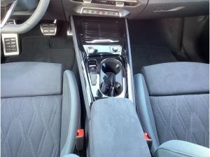 Audi Q3 SUV e-hybrid S tronic