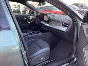 Audi Q3 SUV e-hybrid S tronic