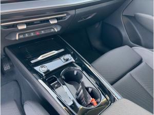Audi Q3 SUV TFSI S-LINE+AHK+TECH PLUS+LED+