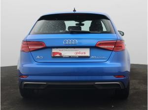 Audi A3 Sportback S-Line 40TFSIe S-tronic / Navi, LED