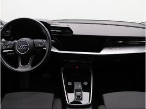 Audi A3 Sportback S-Line 40 TFSIe S-tronic / LED, DAB