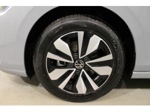 Volkswagen Golf VIII 1.5 eTSI Goal 7-DSG Navi, RFK, LED, ACC, GJR, App-Connect