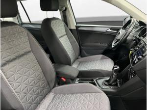 Volkswagen Tiguan 1.5 TSI Life AHK Matrix LM 17" PDC vo+hi ACC