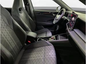 Volkswagen Tayron 2.0 TDI 4M R-Line AHK Pano Matrix LM 19" Navi ACC