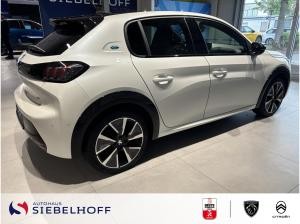 Peugeot 208 e-208 GT Elektromotor 136 *Navi*Keyless*CAM*SHZ*Pano*