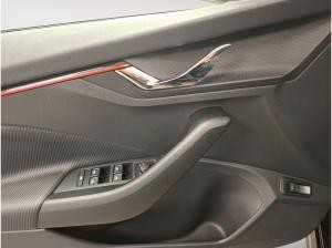 Skoda Kamiq 1.5 TSI Monte Carlo Pano AHK ACC CarPlay