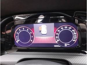 Volkswagen Golf VIII 2.0TSI 4Motion *Navi*Matrix-LED*R-Line