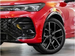 Volkswagen Tiguan 1.5 R-LINE DSG BLACKSTYLE AHK HD-MATRIXLED LM20