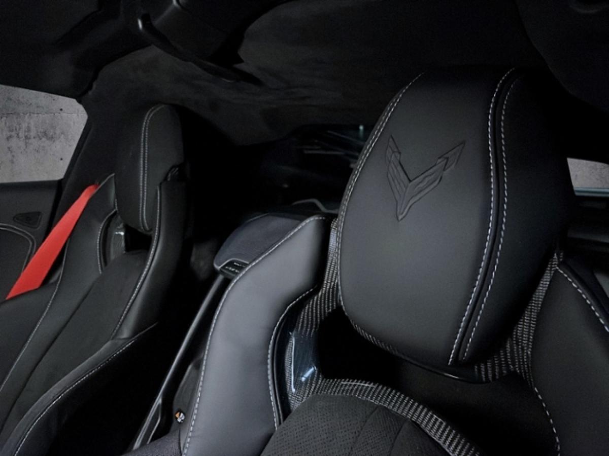 Corvette C8