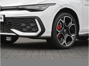Volkswagen Golf GTI BLACKSTYLE HARMANKARDON MATRIXLED LM19