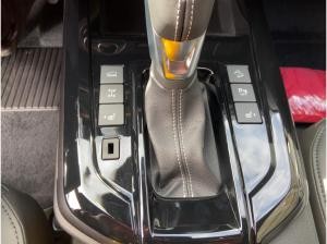 Isuzu D-MAX D-Max V-CROSS Doka Automatik 4WD Winter/Leder/Carplay