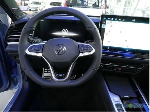 Volkswagen Passat R-Line 2,0 TDI 4MOTION AHK Pano Head-Up