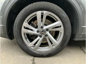 Volkswagen T-Roc R-Line 2.0 TDI DSG / Navi, AHK, LED+, RFK