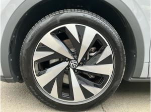 Volkswagen ID.5 Pro/ Navi, Matrix, Standklima, WP, AHK, RFK